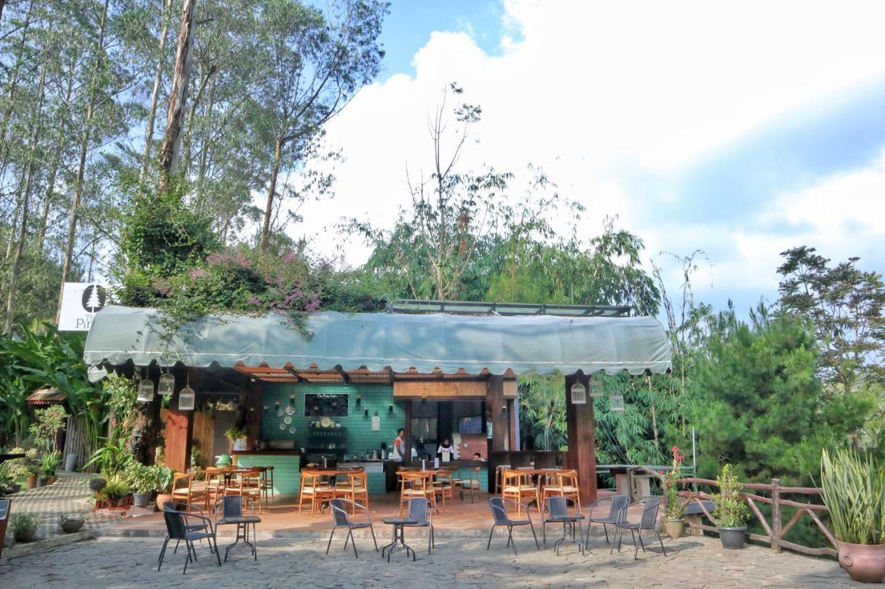 The Lodge Maribaya Cikareumbi Екстер'єр фото