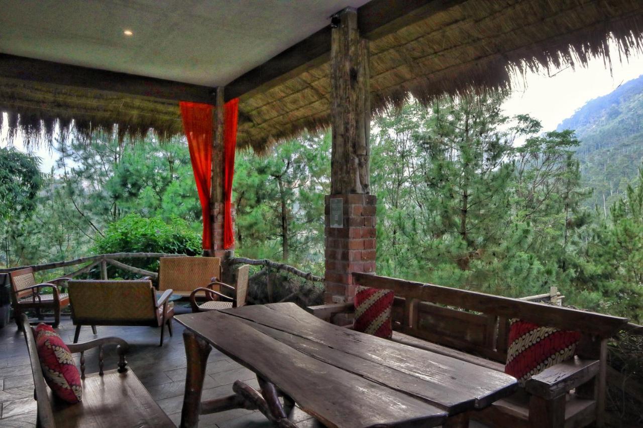 The Lodge Maribaya Cikareumbi Екстер'єр фото