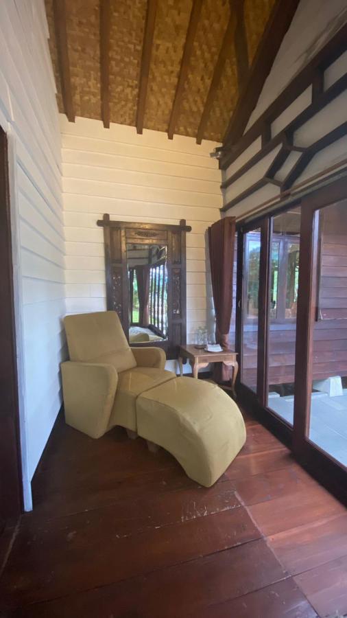 The Lodge Maribaya Cikareumbi Екстер'єр фото