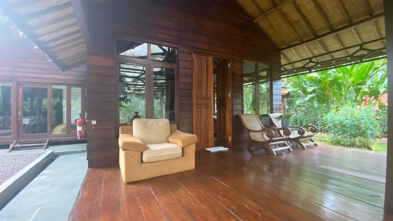 The Lodge Maribaya Cikareumbi Екстер'єр фото