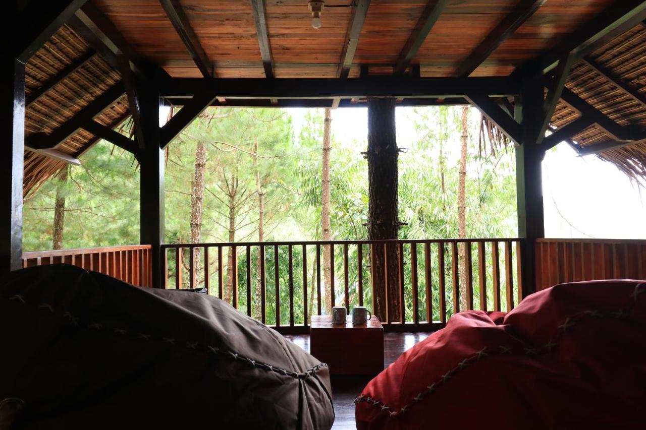 The Lodge Maribaya Cikareumbi Екстер'єр фото