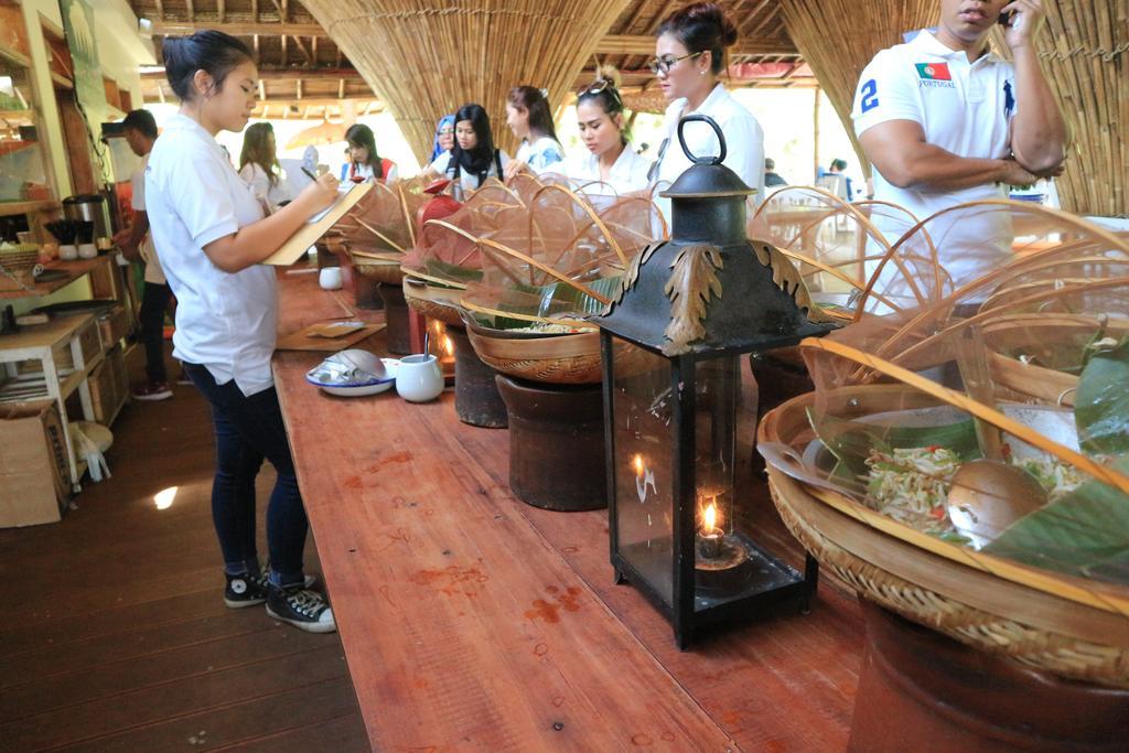 The Lodge Maribaya Cikareumbi Екстер'єр фото