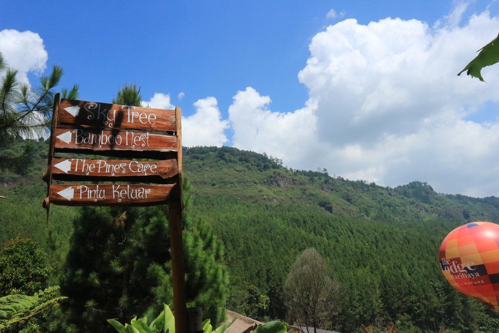 The Lodge Maribaya Cikareumbi Екстер'єр фото